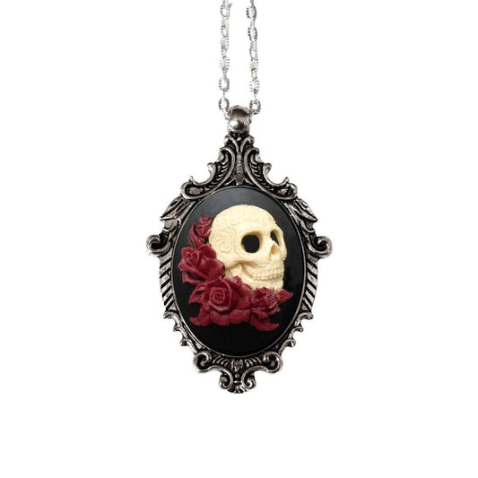 Cream and Black Victorian Style Skull Roses Cameo Necklac , Day of the Dead, Vintage Ornate Antique Silver