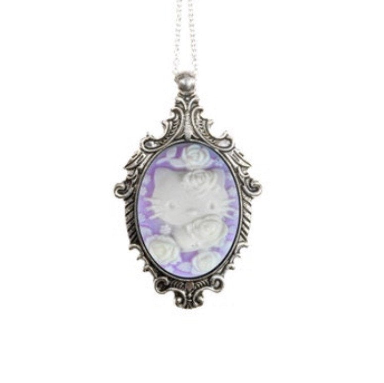 Black and Cream Kitty Cameo Necklace - Victorian Antique Silver Pendant