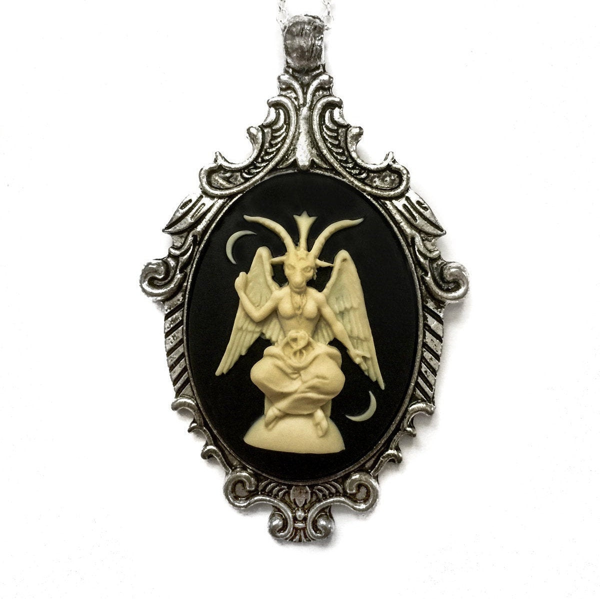 Baphomet Cameo Necklace: Intricate Gothic Pendant for the Dark Souls