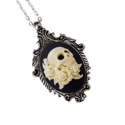 Cream and Black Victorian Style Skull Roses Cameo Necklac , Day of the Dead, Vintage Ornate Antique Silver