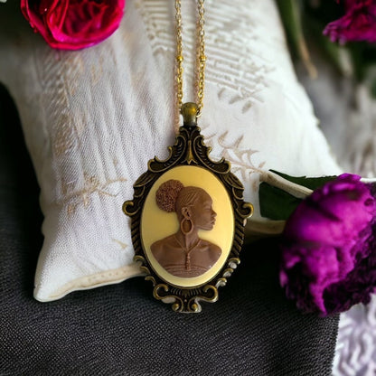 Empowering African American Cameo Necklace - Strength and Beauty Symbol TM